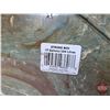 Image 7 : Large Strong Box (Camo Swirl) : 27 Gallons (104 Litres)  (Measures : 15"H x 28-1/2"W x 19-1/4"D)