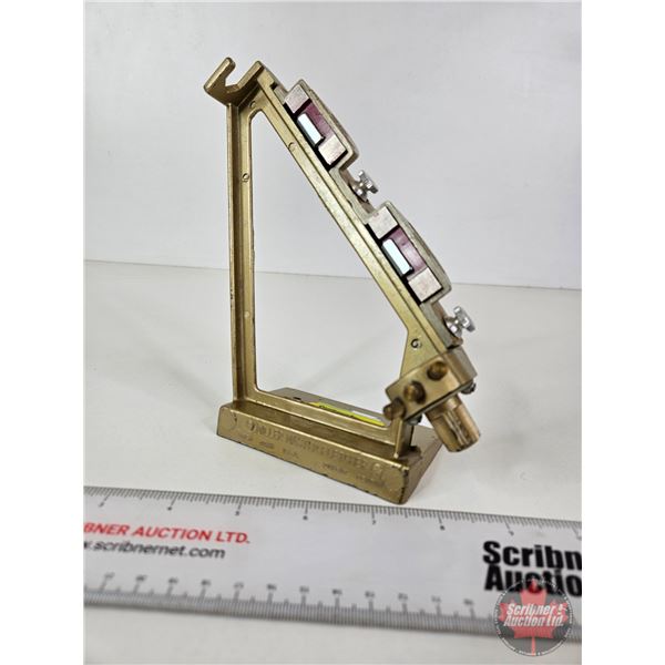 Miller Master Fletcher : Professional Model  (Measures : 7-1/4"H x 4"W x 2-1/2"D)