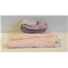 Image 1 : REPACKED 3 PAIRS WOMENS BENCH SLIPPER SOCKS