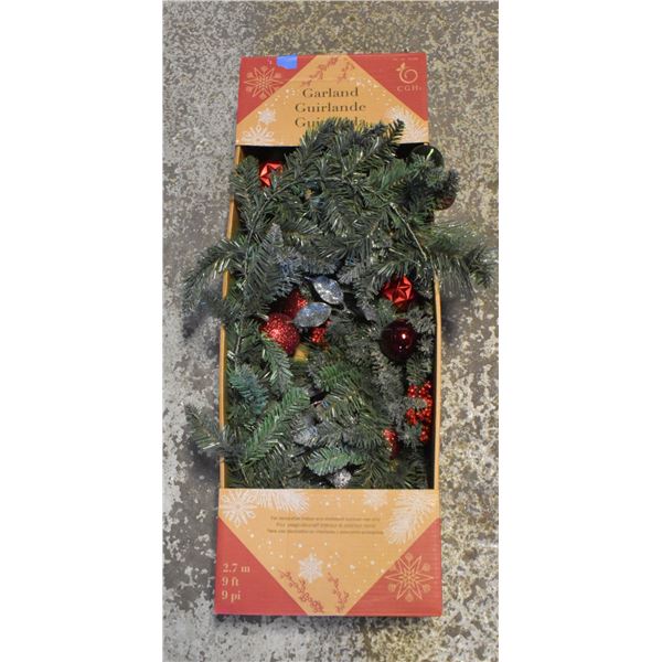 BRAND NEW CGH 9 FOOT HOLIDAY GARLAND