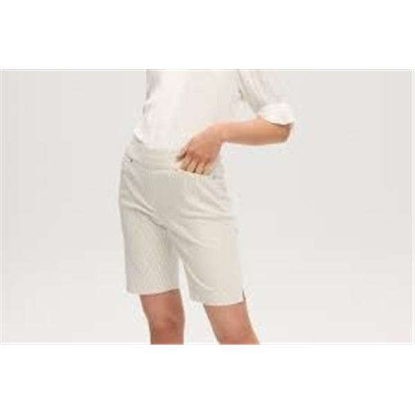 NEW HILARY RADLEY TUMMY CONTROL SHORTS SIZE 6