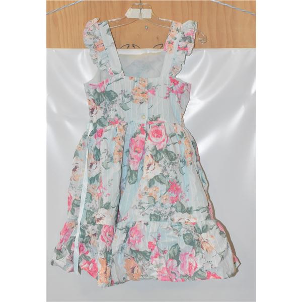 NEW ZUNIE DRESS SIZE 8 FLOWER DRESS