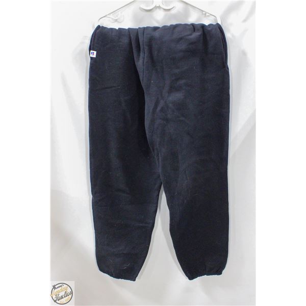 RUSSELL ATHLETIC XXL BLACK SWEATPANTS