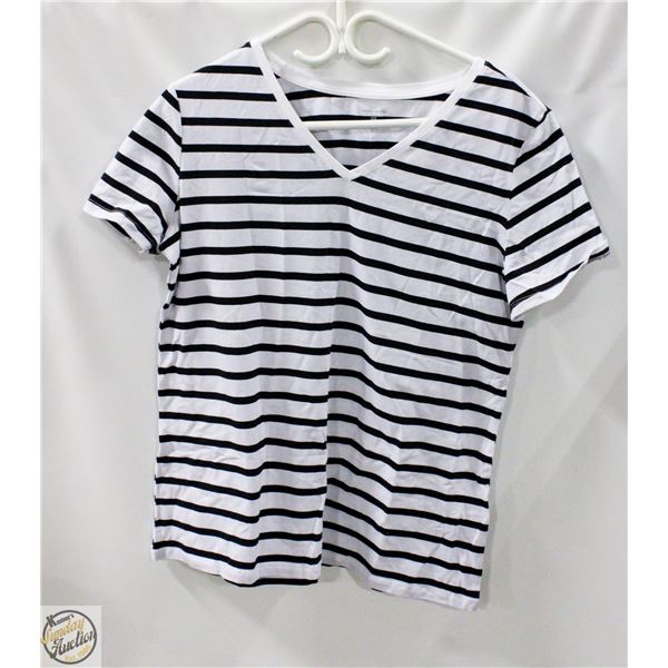 NEW 2PK AMAZON ESSENTIALS XL WOMENS T SHIRTS