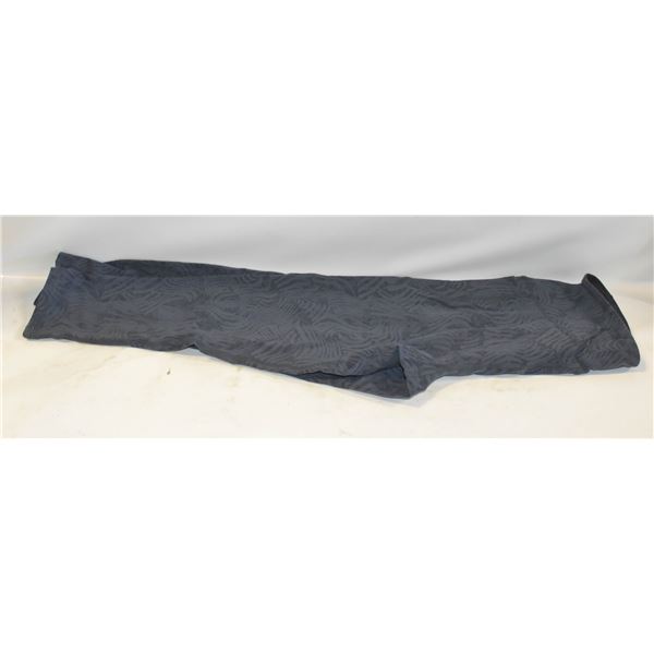 NEW TUFF ATHELTICS LARGE NAVY PANTS