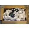 Image 1 : LUXE FAUX FUR THROW 60 X 70"