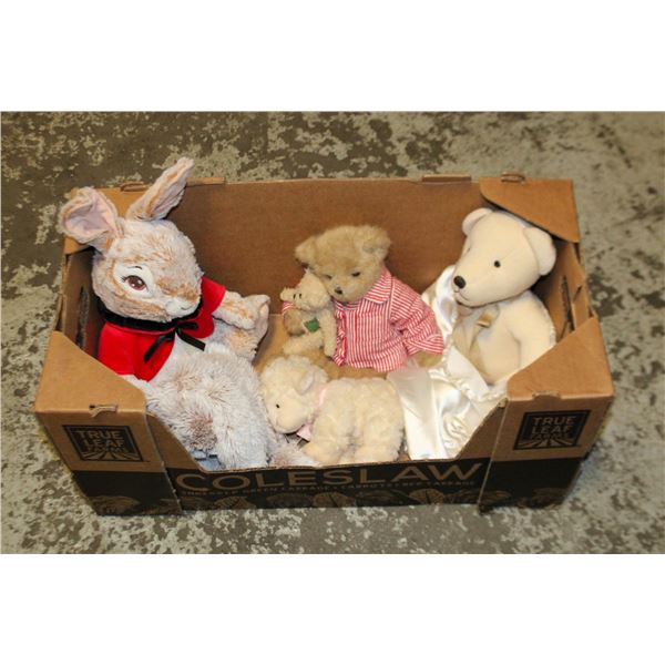 ESTATE ASSORTMENT OF COLLECTIBLE