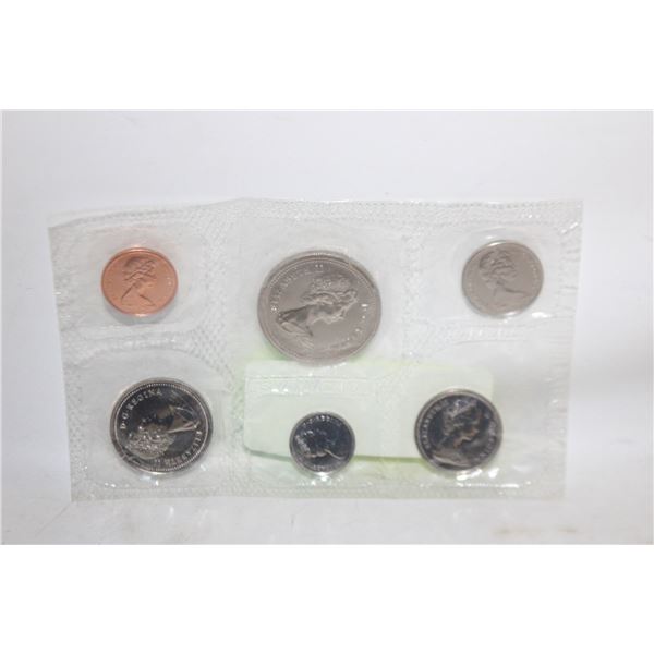 1977 MINT SET