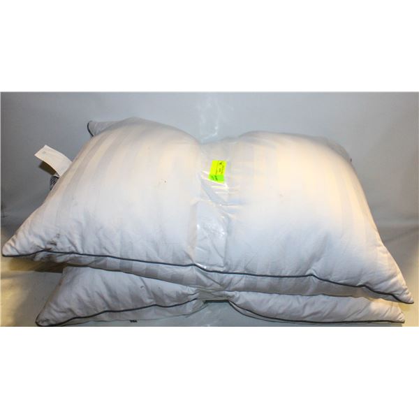 2PK BEAUTYREST FEATHER PILLOWS