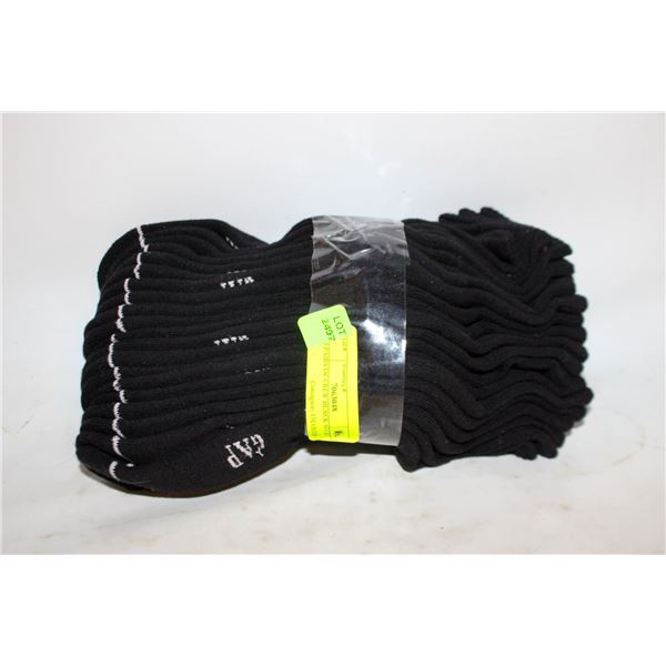 10 PAIRS OF CREW BLACK SOCKS