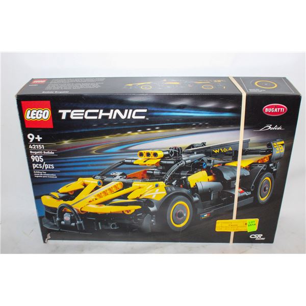 LEGO TECHNIC 42151 BUGGATI BOLIDE -  (BUILT) W/ BO