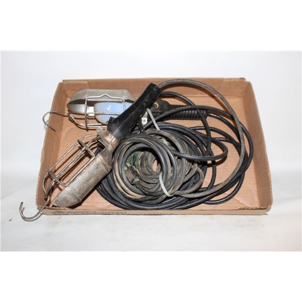 2 VINTAGE TROUBLE LIGHTS