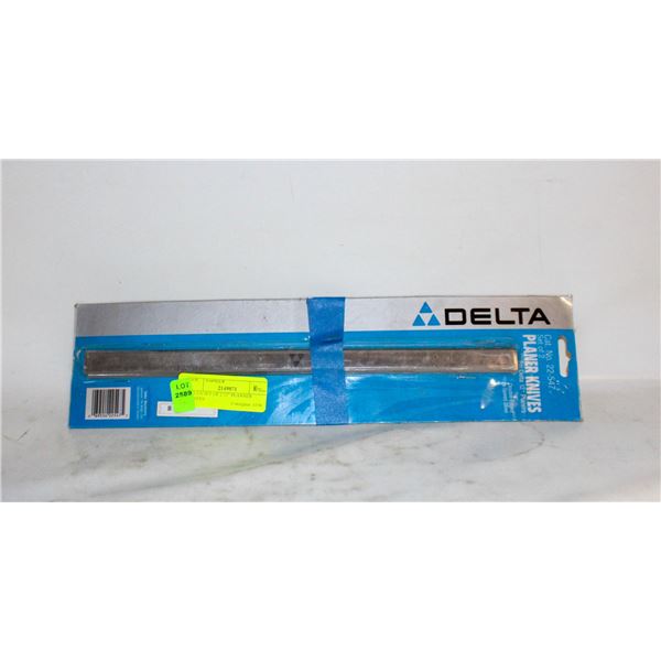 SELTA SET OF 2 12” PLANNER KNIVES