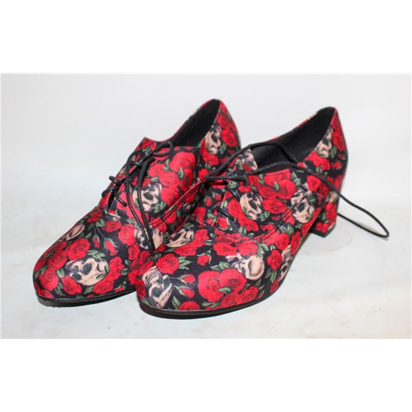 NEW LADIES SKULL AND ROSES MID HEEL SHOES