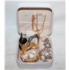 Image 1 : TRAVELING JEWELRY BOX FULL OF JEWELRY