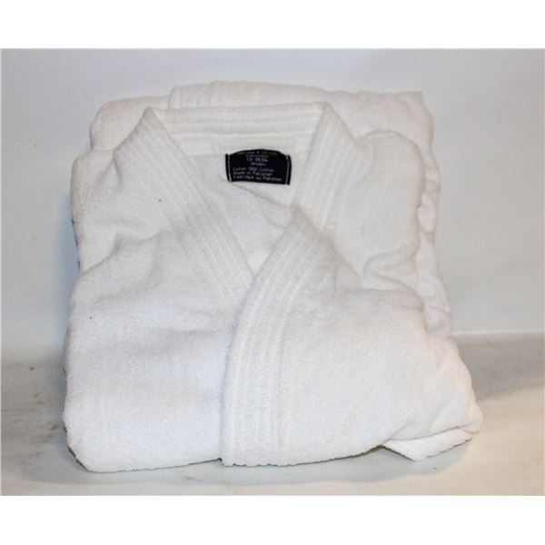 VINTAGE MATHEW & CO COTTON ROBE - ONE SIZE - NEW