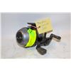 Image 1 : JOHNSON CENTURY 2000 PUSH BUTTON REEL