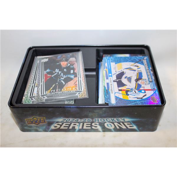 TIN OF HOCKEY CARDS
