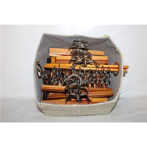 26 WOOD PANTS/JEANS HANGERS