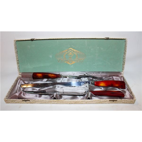 VINTAGE GLO HILL 4 PIECE CARVING SET