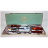 Image 1 : VINTAGE GLO HILL 4 PIECE CARVING SET