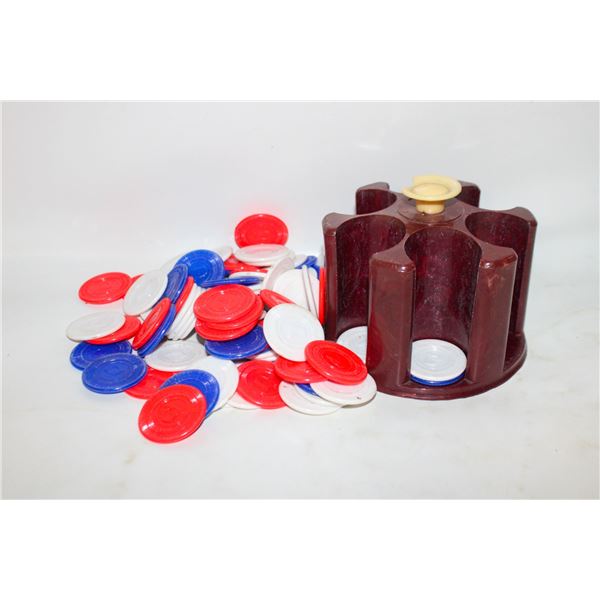 VINTAGE BAKELITE POKER CADDY WITH CHIPS