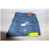 Image 1 : WOMENS 32X28 AMERICAN EAGLE, DISTRESSED