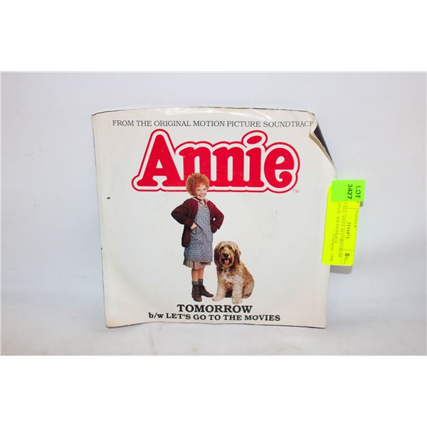 VINTAGE ANNIE RECORD FROM ORIGINAL SOUNDTRACK