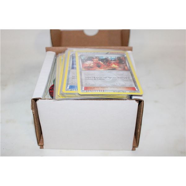 POKEMON 200 COUNT STORAGE BOX WITH SOME