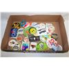 Image 1 : VINTAGE PIN BACK BUTTONS