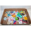 Image 1 : VINTAGE PIN BACK BUTTONS