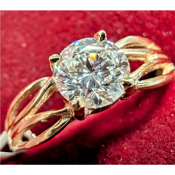 10K YELLOW GOLD 1.56G LAB DIAMOND 0.6CT RING