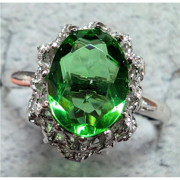 CUBIC ZIRCONIA RING SIZE 4.5