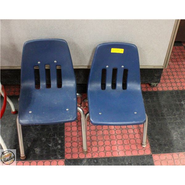 PAIR OF VINTAGE SMALL CHILDRENS SCHOOL CHAIRS