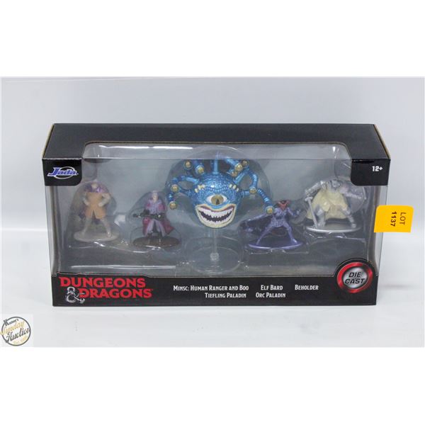 BRAND NEW DUNGEIONS AND DRAGONS ACTION FIG. SET