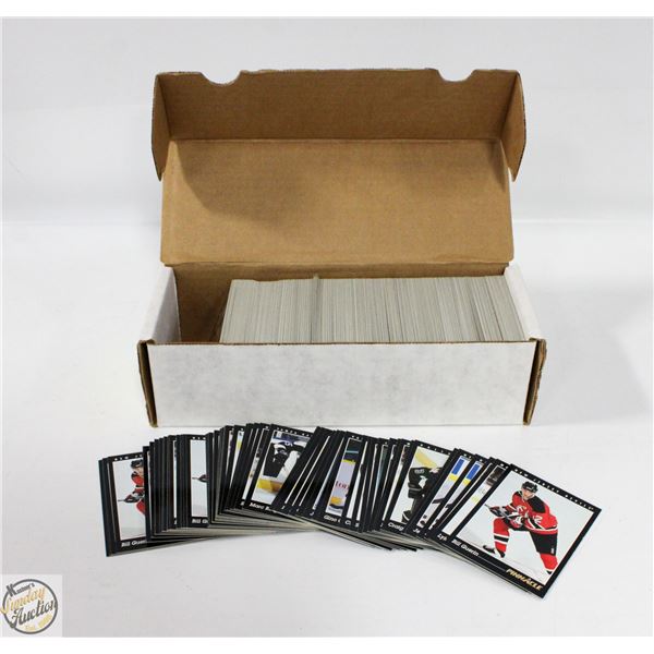 LOT OF SCORE PINNACLE 1993-1994 HOCKEY CARDS