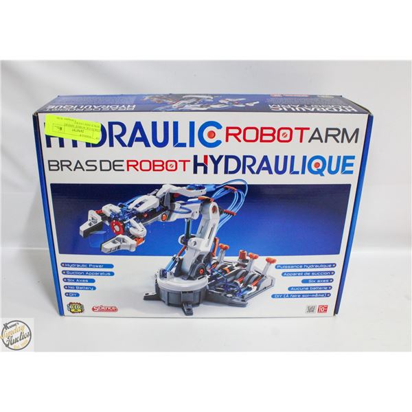 HYDRAULIC ROBOT ARM BY SCIENCE DISCOVERY