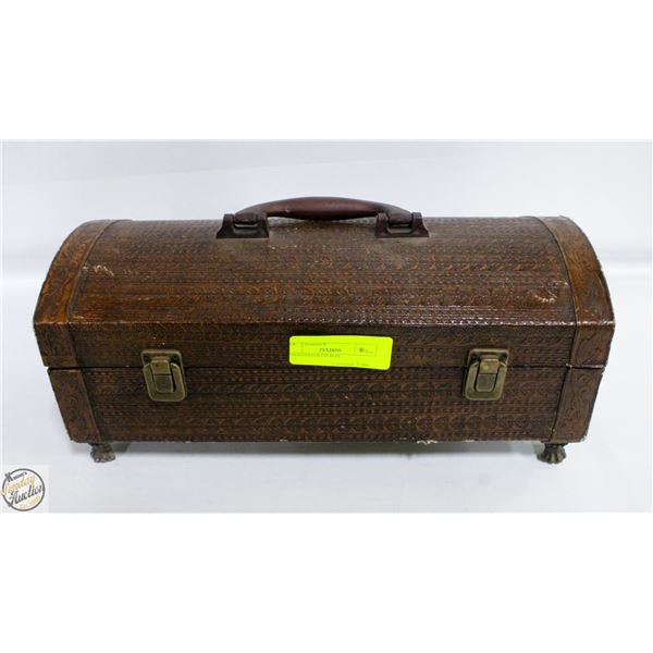 WOOD HANDLED BOX