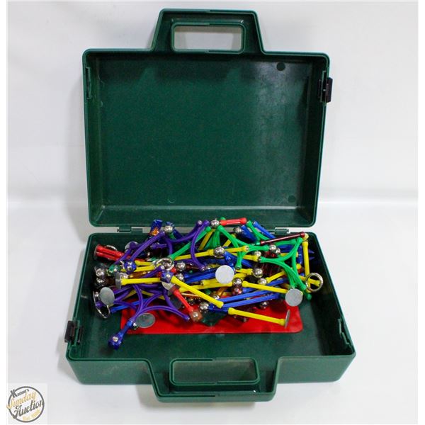 VINTAGE DELUXE MAGNETIC KIT IN CASE