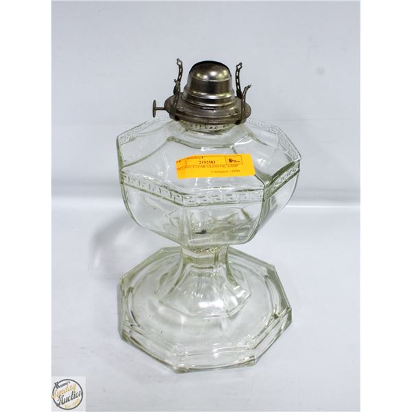 VINTAGE CLEAR GLASS OIL LAMP