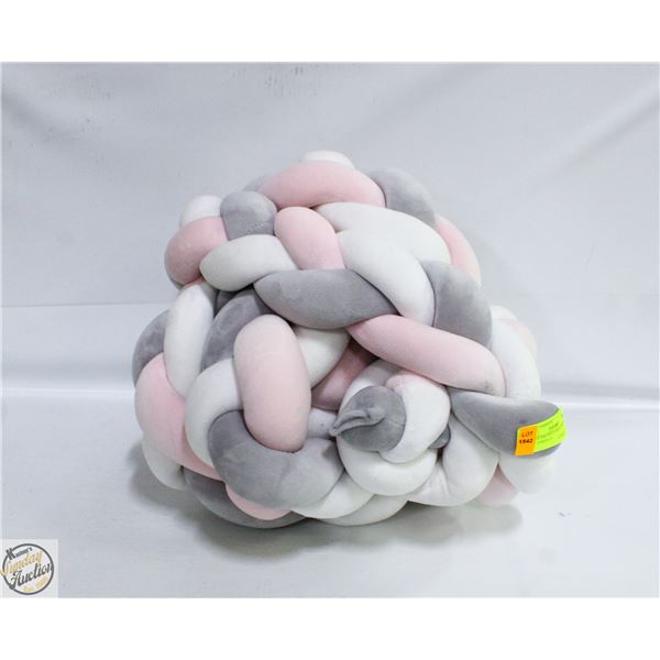 ESTATE BRAIDED KNOT "PILLOW" THAT UNROLLS