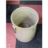 Image 1 : LARGE MEDALTA CROCK