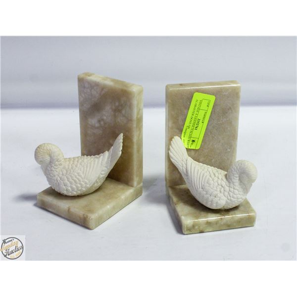 VINTAGE A.SANTINI ITALIAN WHITE ALABASTER DOVE ON