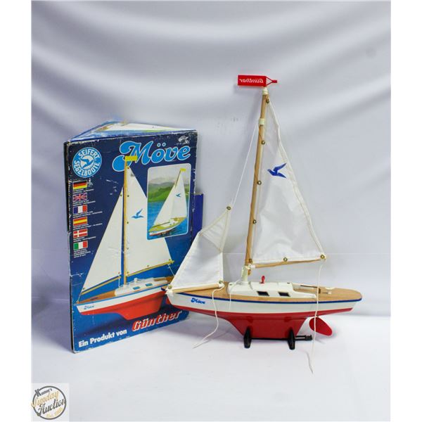 NEW MOVE SAILBOAT 15”