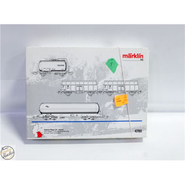 8) MARKLIN TRAIN SET HO ORIGINAL