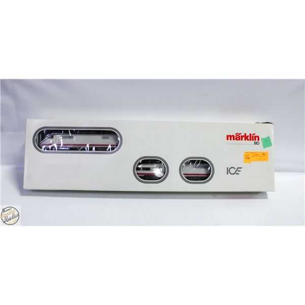(1) MARKLIN HO 3371 TRAIN SET