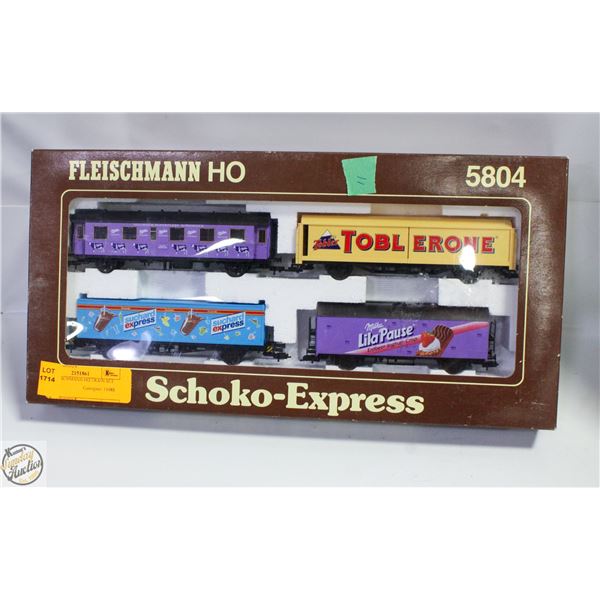 (11) FLEISCHMANN HO TRAIN SET