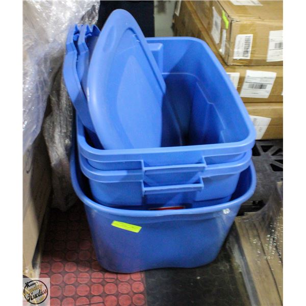 LOT OF BLUE TOTES & LIDS