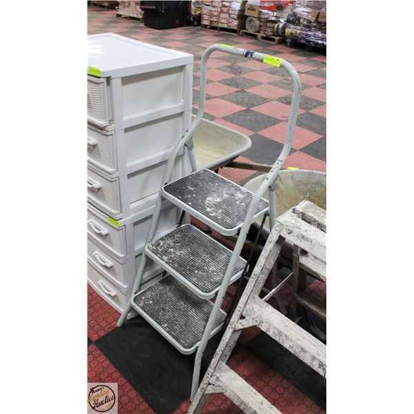 3FT STEP LADDER