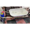 Image 1 : WHEEL BARROW